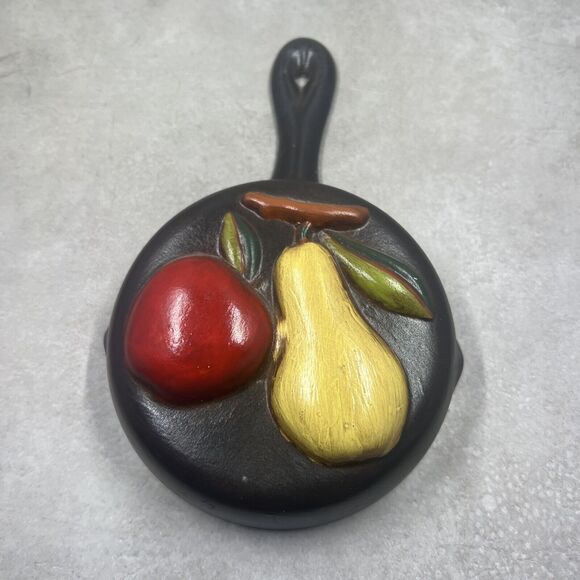 Vintage Ceramic 3D Skillet Wall Art Pan, apples and pear - Picture 2 of 3